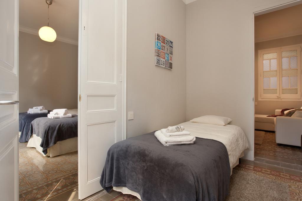 Enjoy Apartments Sofia Barcelone Chambre photo
