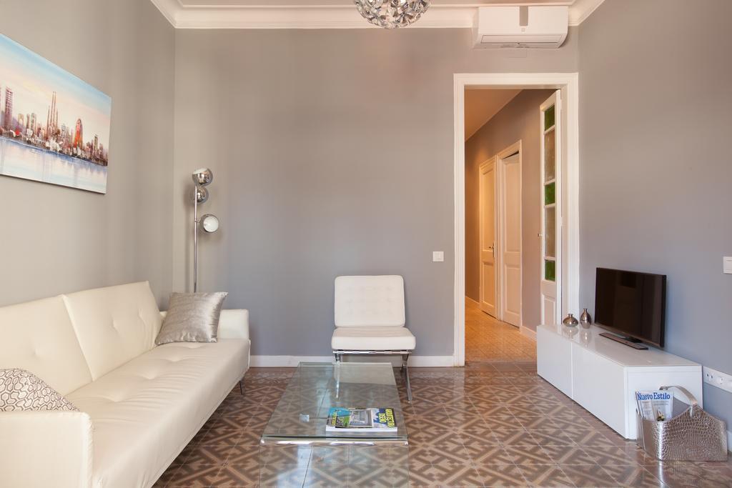 Enjoy Apartments Sofia Barcelone Extérieur photo
